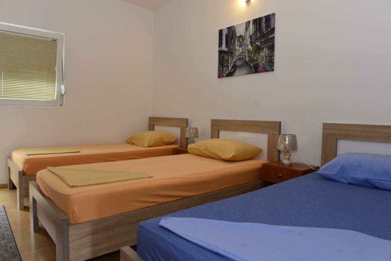 Enko 1 Apartamento Tivat Exterior foto